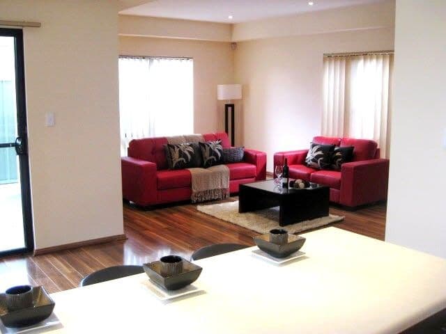 23 Franklin Avenue, MAWSON LAKES SA 5095, Mawson Lakes - Thumbnail 5