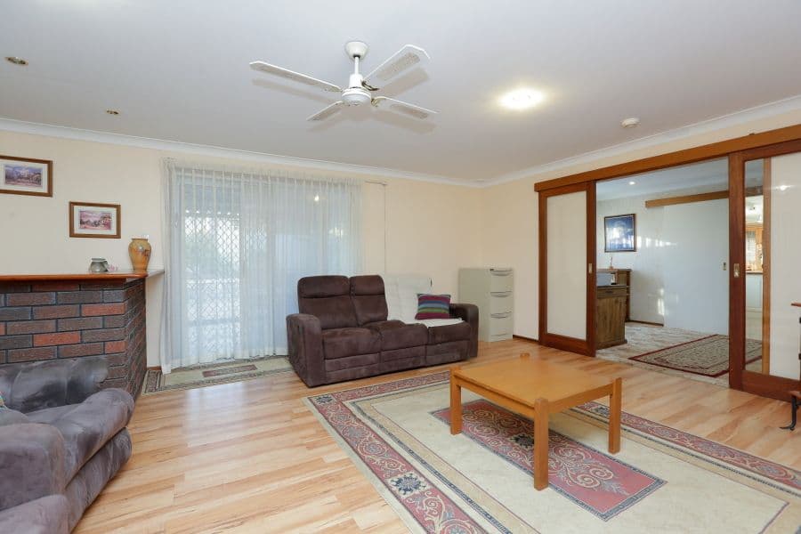 5 Newborough Place, Huntingdale WA 6110, Huntingdale - Thumbnail 2