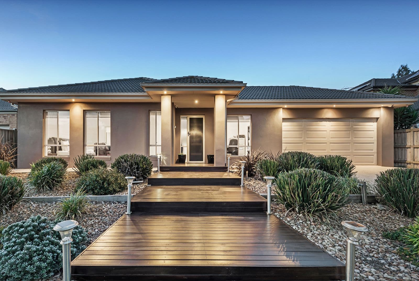 204 Central Park Avenue, Craigieburn VIC 3064, Craigieburn - Image 1