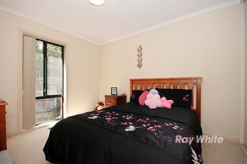 15 Lewis Road, WANTIRNA SOUTH VIC 3152, Wantirna South - Thumbnail 3