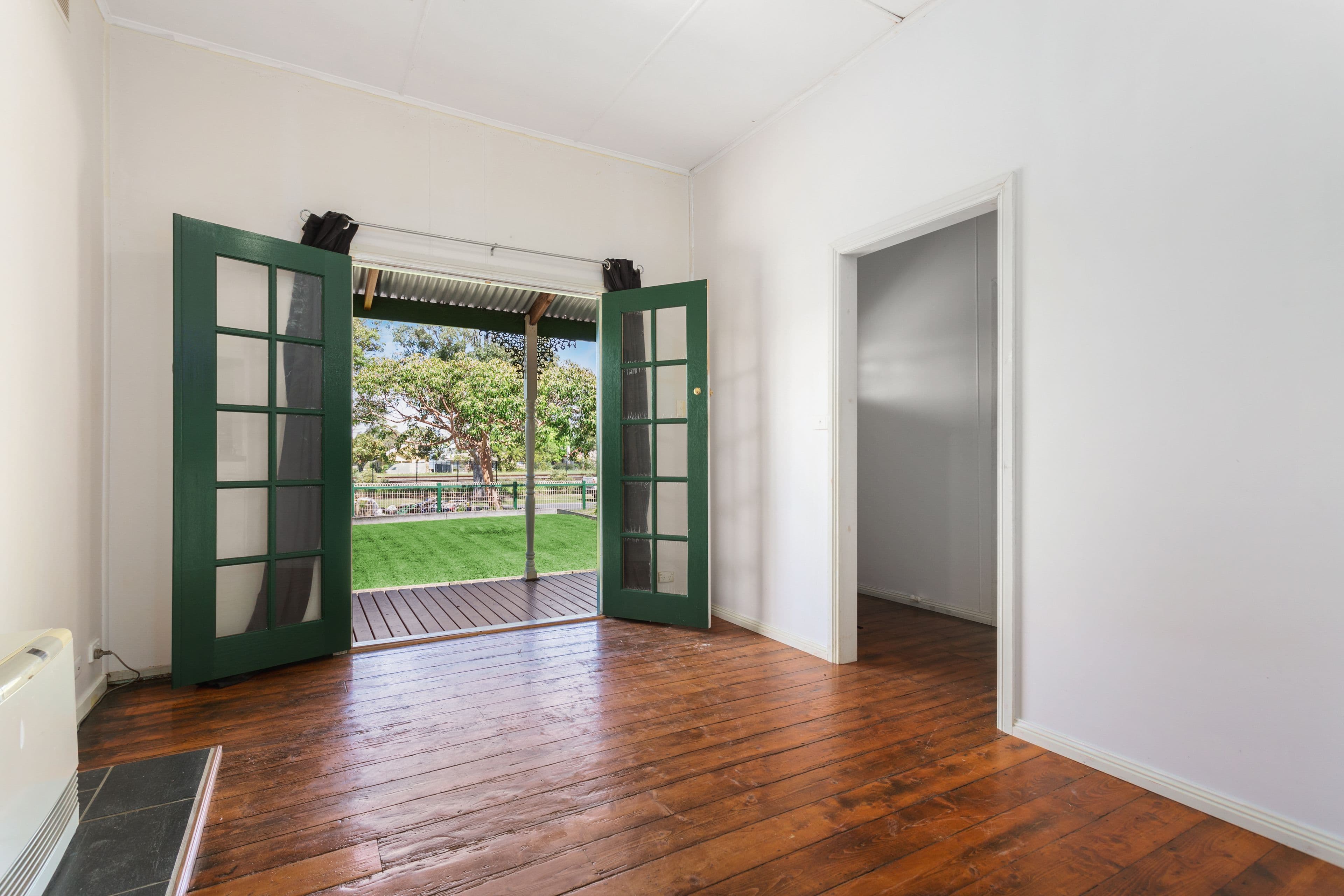 22 Railway Avenue, Tynong VIC 3813, Tynong - Thumbnail 3