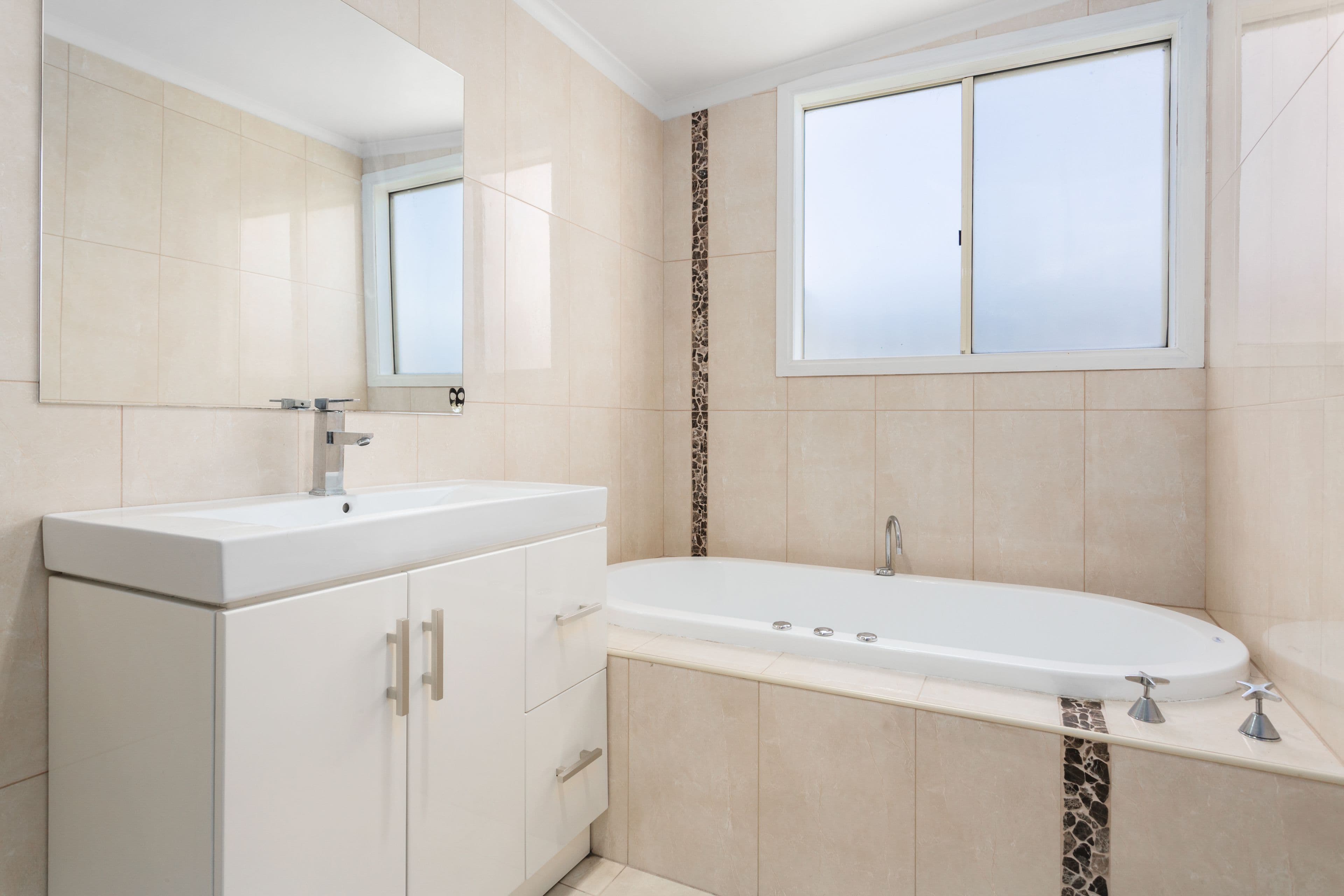 22 Railway Avenue, Tynong VIC 3813, Tynong - Thumbnail 7