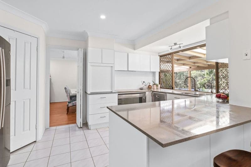 8 Everest Drive, Southport - Thumbnail 4