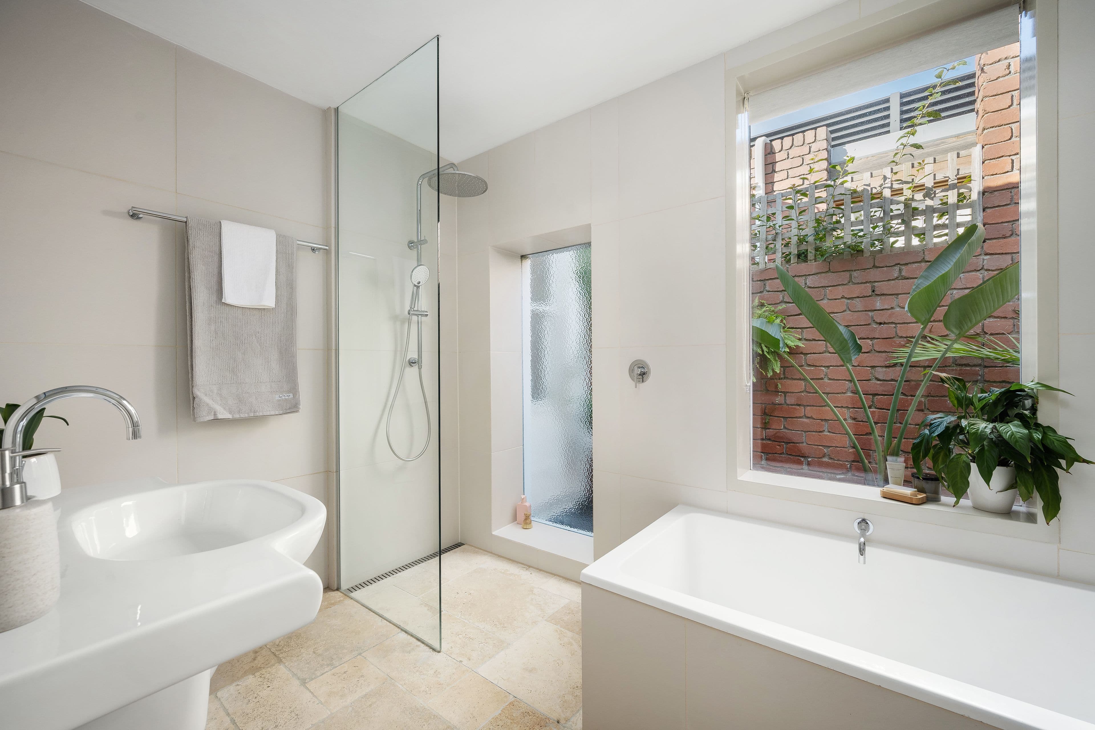 27 Munro Street, Brunswick VIC 3056, Brunswick - Thumbnail 4