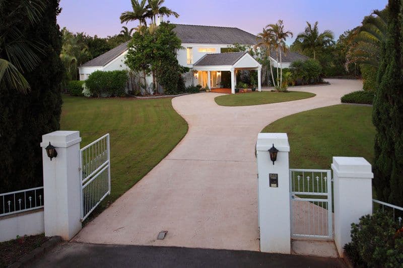 245 Graham Road, BRIDGEMAN DOWNS QLD 4035, Bridgeman Downs - Image 1