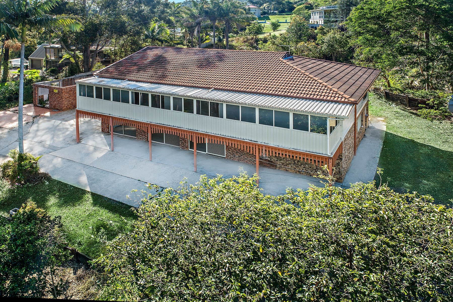 24 Emerald Heights Drive, Emerald Beach - Thumbnail 2