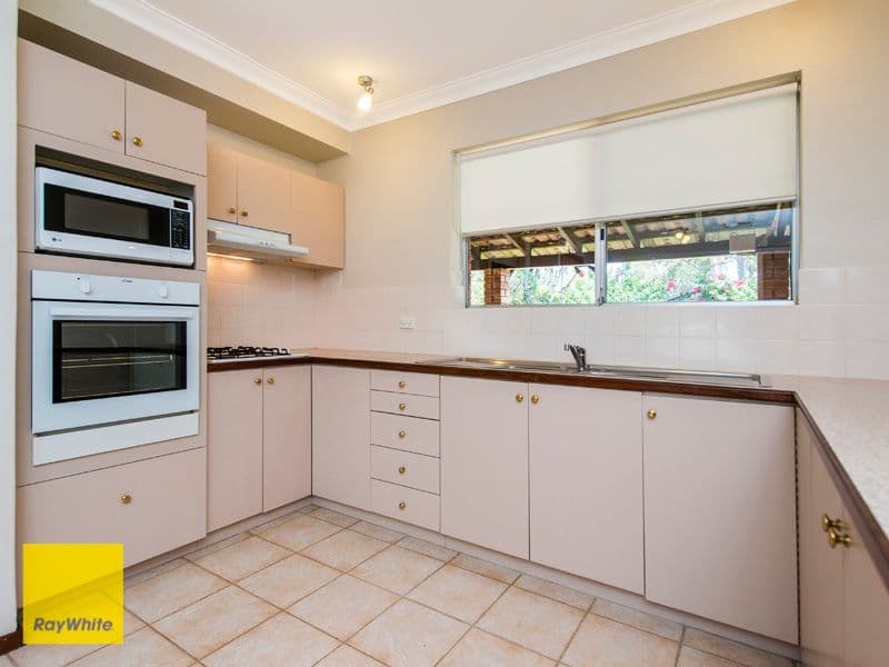 19 Crestview Crescent, Kalamunda WA 6076, Kalamunda - Thumbnail 5