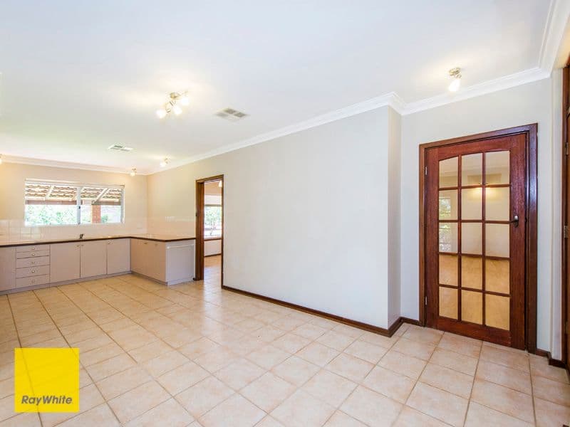 19 Crestview Crescent, Kalamunda WA 6076, Kalamunda - Thumbnail 6