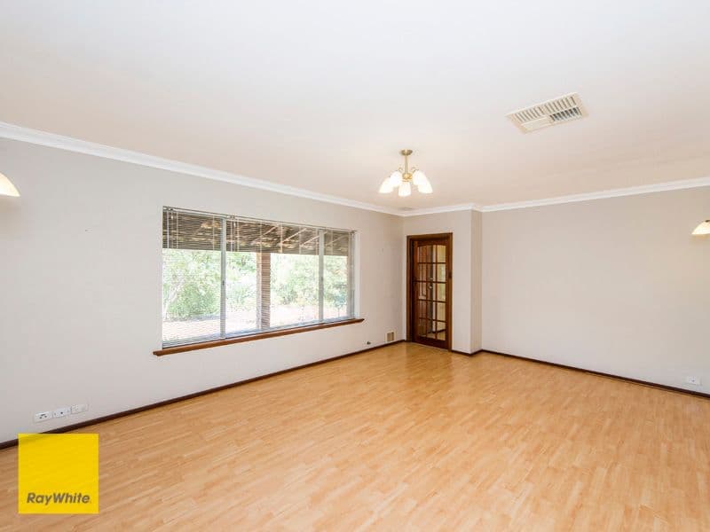 19 Crestview Crescent, Kalamunda WA 6076, Kalamunda - Thumbnail 7
