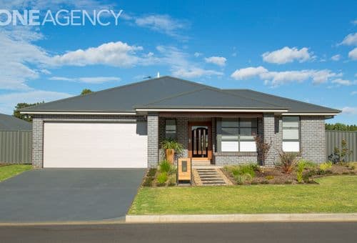 7 Lombardy Way, Orange, Orange - Image 1