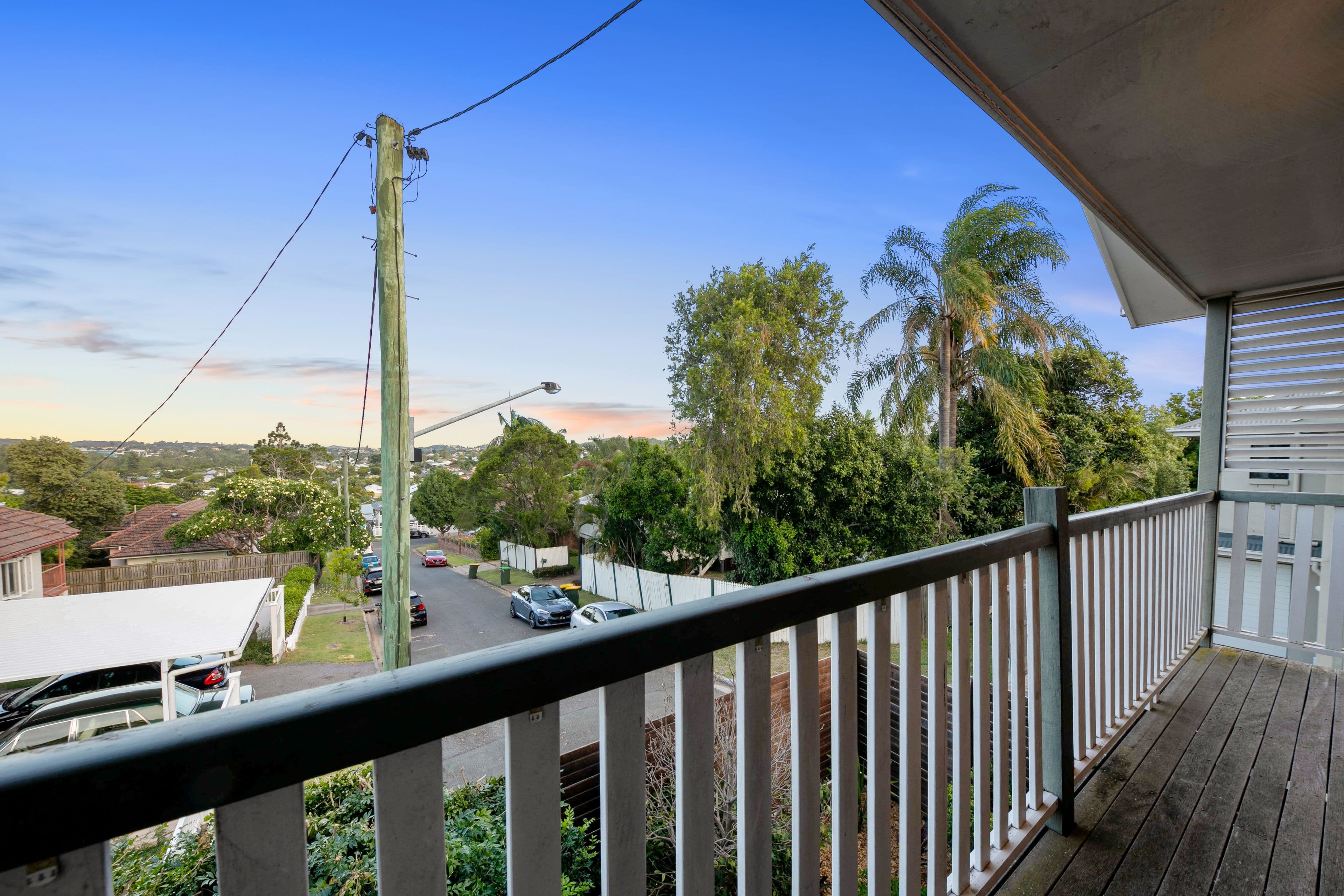 12 Cosgrove Avenue, Annerley QLD 4103, Annerley - Thumbnail 2