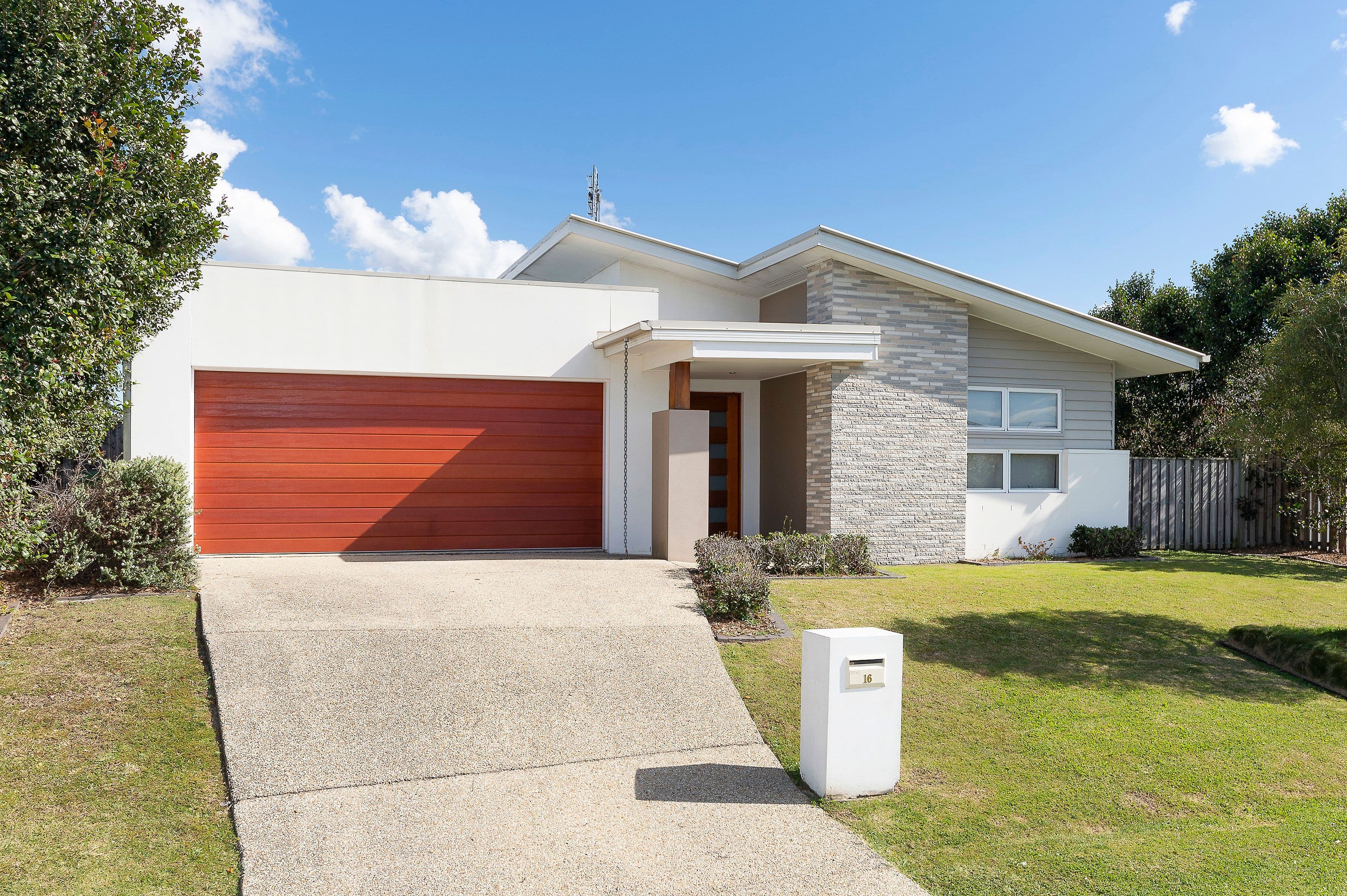 16 Severn Street, Coomera QLD 4209, Coomera - Thumbnail 2