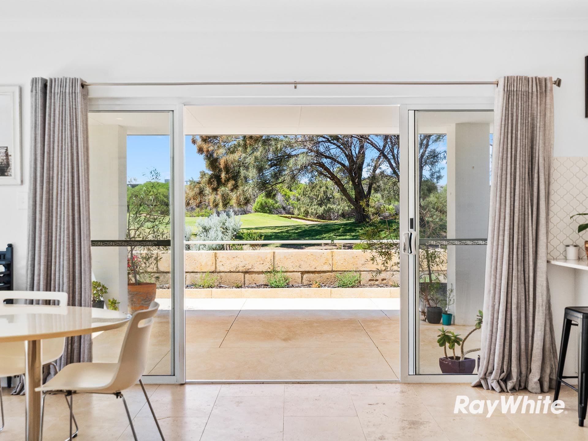 15 Caddadup Retreat, Dawesville WA 6211, Dawesville - Thumbnail 4