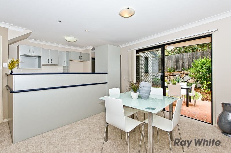 31 Mitcham Street, GAYTHORNE QLD 4051, Gaythorne - Thumbnail 2
