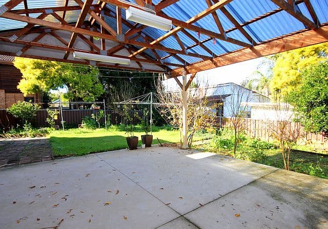 30 Denman Road, GEORGES HALL NSW 2198, Georges Hall - Thumbnail 7