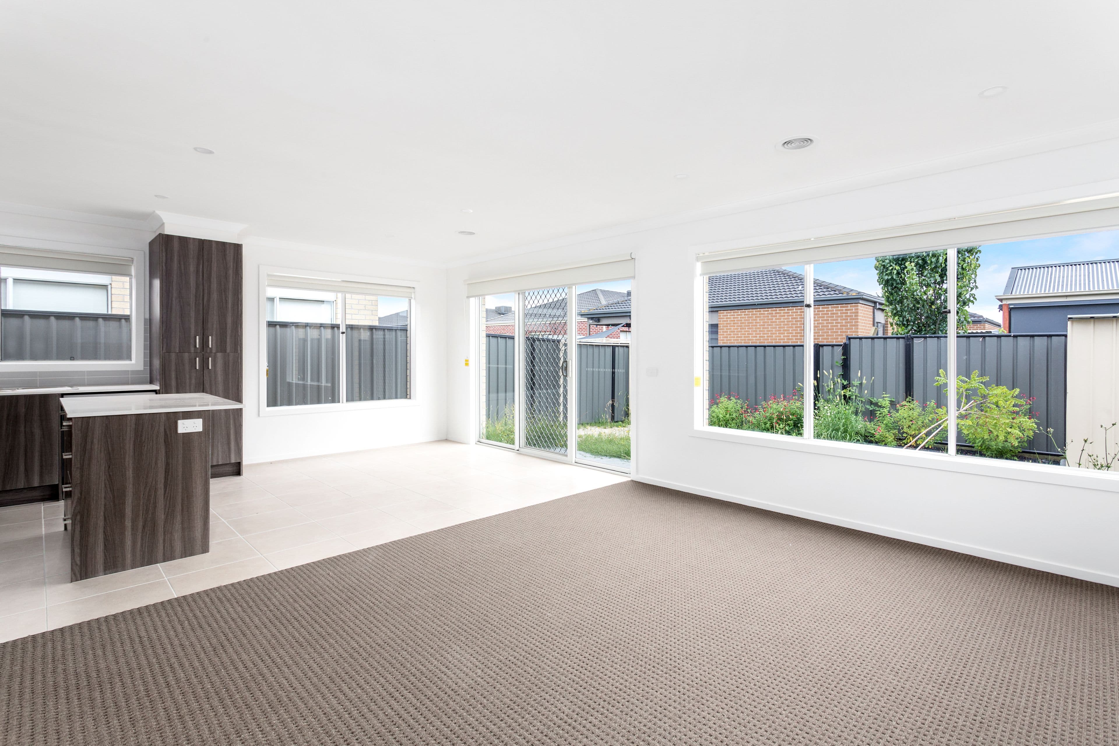 9 Cabernet Way, Pakenham VIC 3810, Pakenham - Thumbnail 5