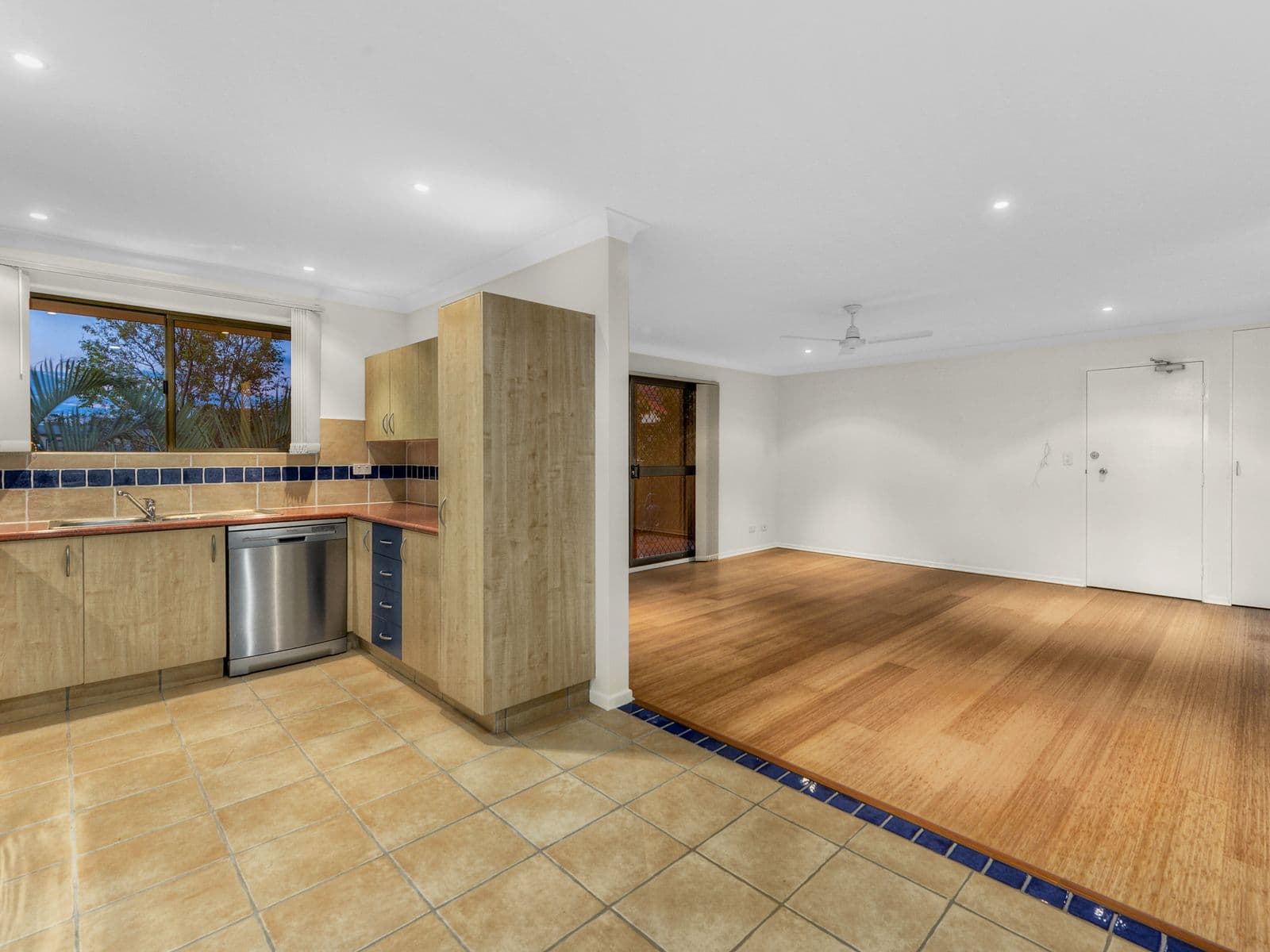 29 Bilyana Street, Balmoral QLD 4171, Balmoral - Thumbnail 2