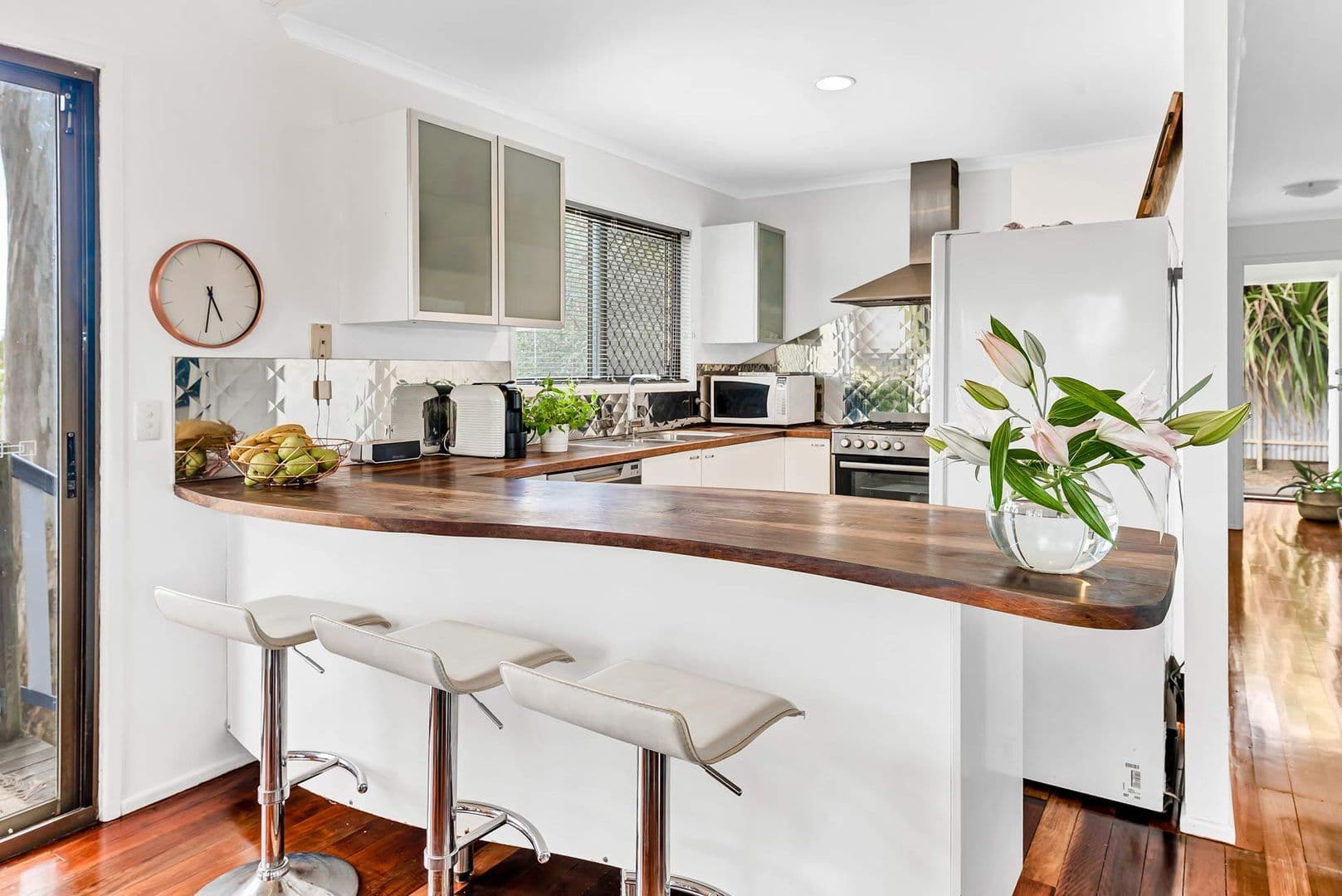 10 Warana Avenue, Southport QLD 4215, Southport - Thumbnail 5