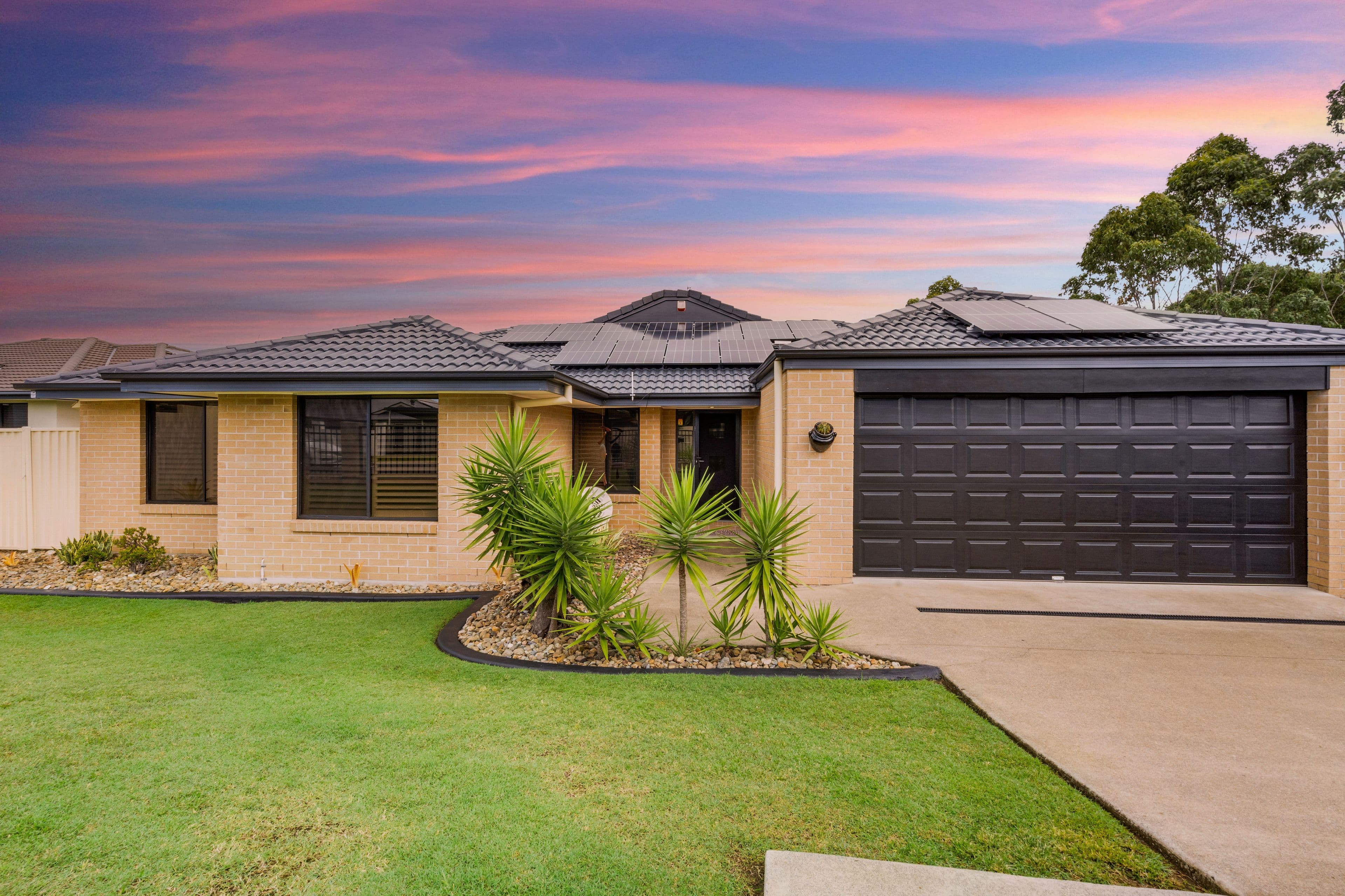 1 Wunburra Circle, Pacific Pines QLD 4211, Pacific Pines - Image 1