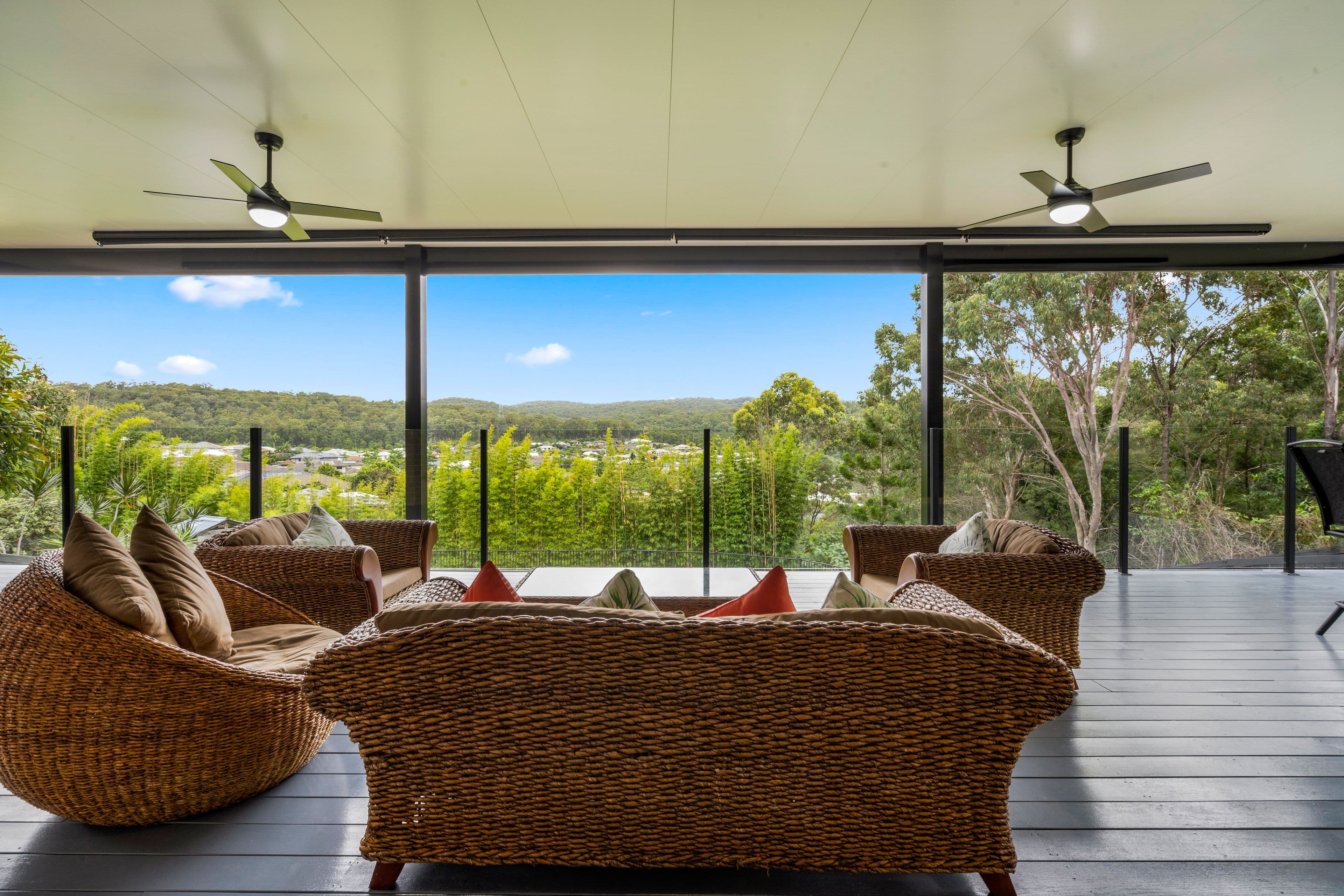 1 Wunburra Circle, Pacific Pines QLD 4211, Pacific Pines - Thumbnail 3