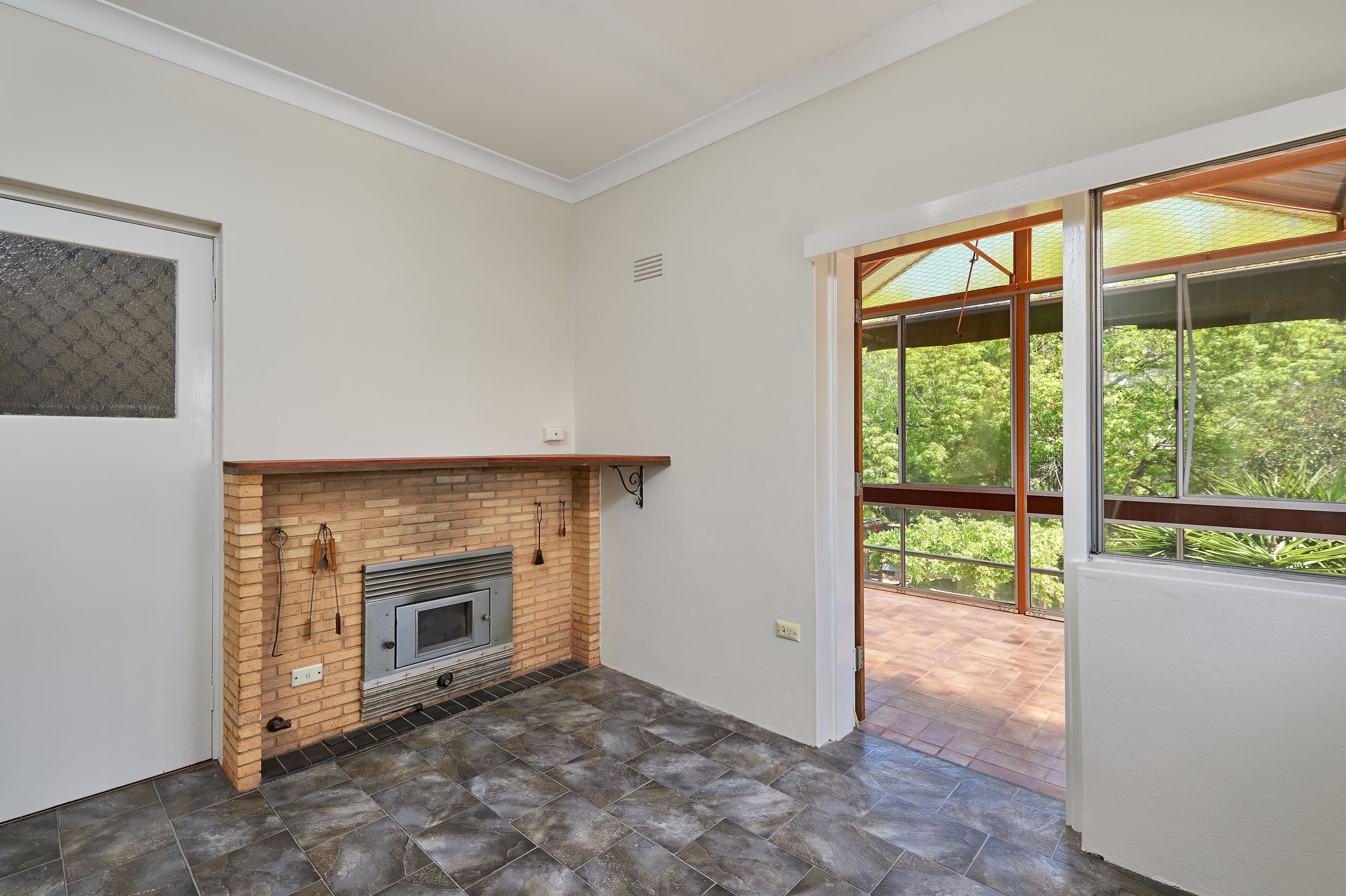 18 Colong Place, Kooringal - Thumbnail 4