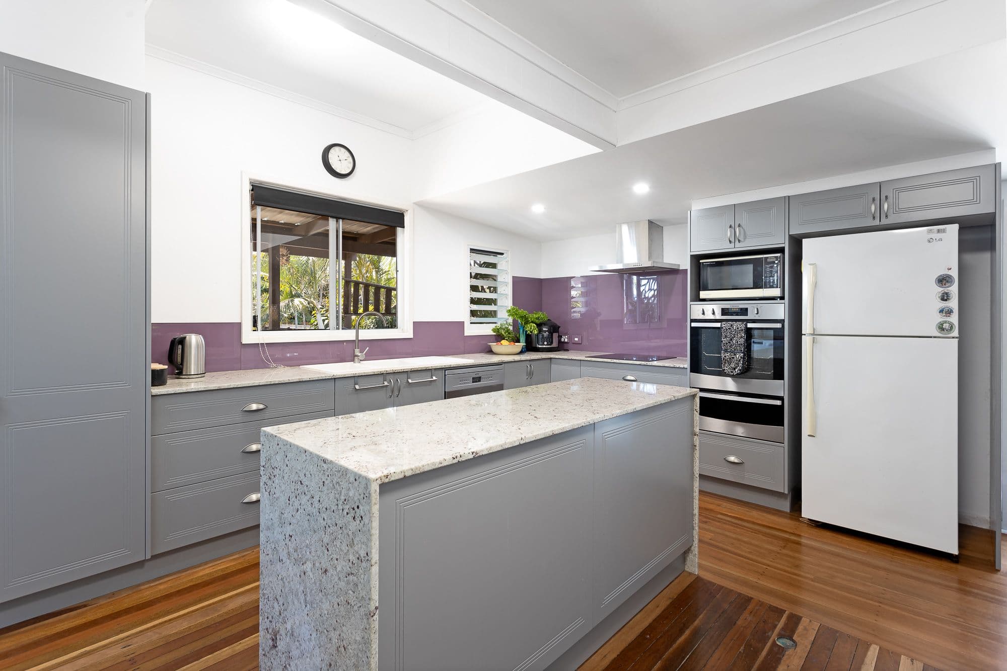 18 Frank Street, Scarborough QLD 4020, Scarborough - Thumbnail 4