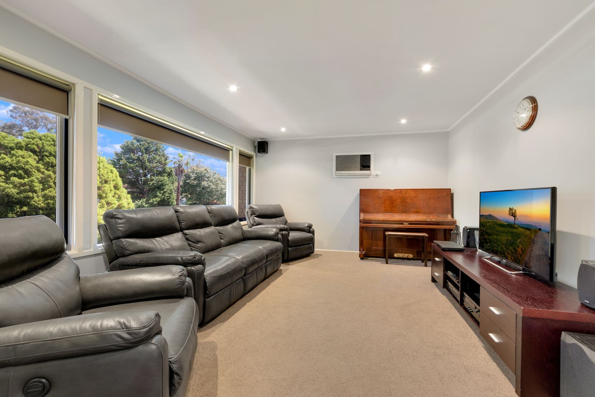 Bradbury NSW 2560, Bradbury - Image 1