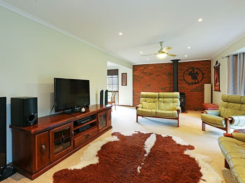 2 Redgum Drive, TEESDALE VIC 3328, Teesdale - Thumbnail 8