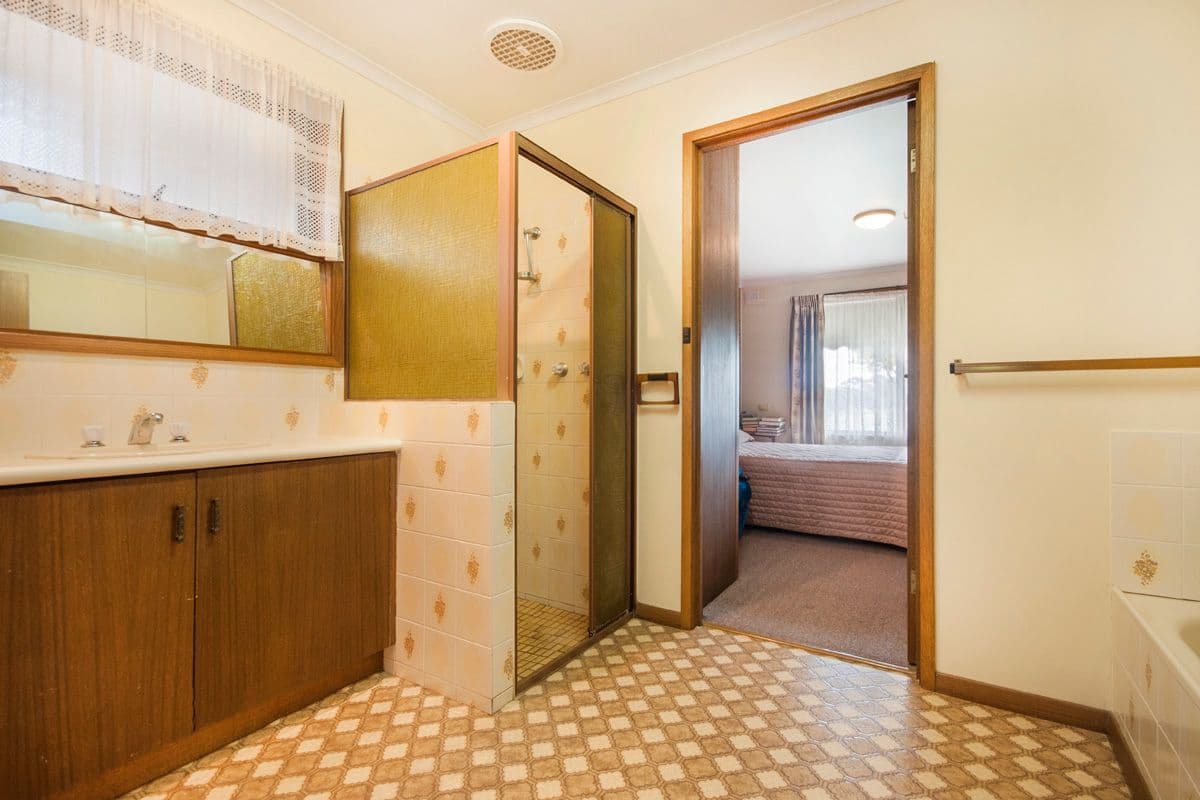 56 Queens Road, Warrnambool VIC 3280, Warrnambool - Thumbnail 5