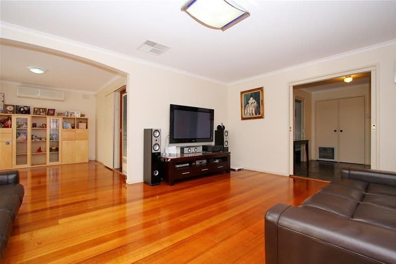 36 Tasman Drive, BUNDOORA VIC 3083, Bundoora - Thumbnail 5