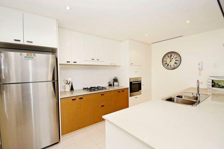 23   Peninsula Drive, BREAKFAST POINT NSW 2137, Breakfast Point - Thumbnail 3