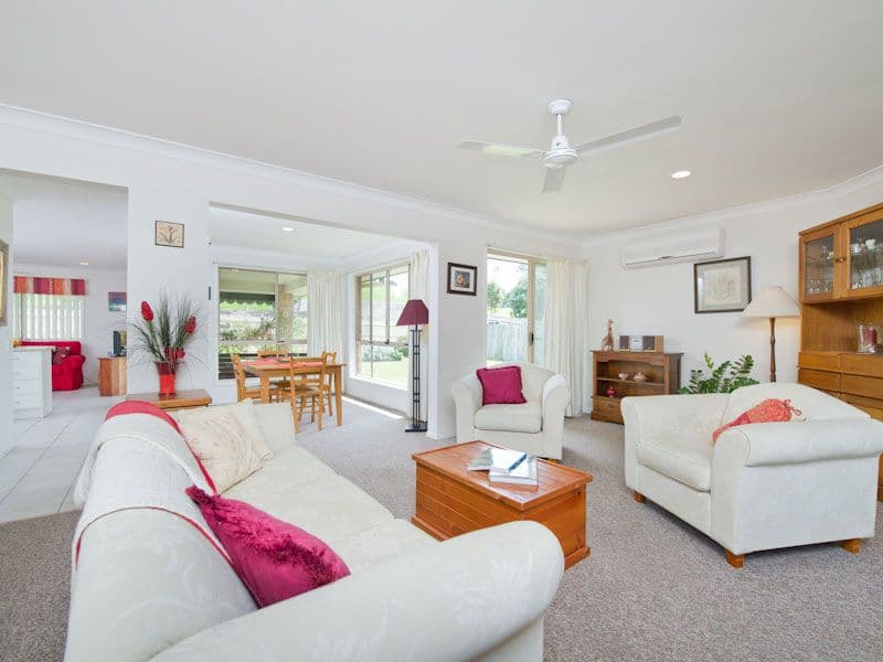 18 Kirralee Crescent, UPPER KEDRON QLD 4055, Upper Kedron - Thumbnail 2