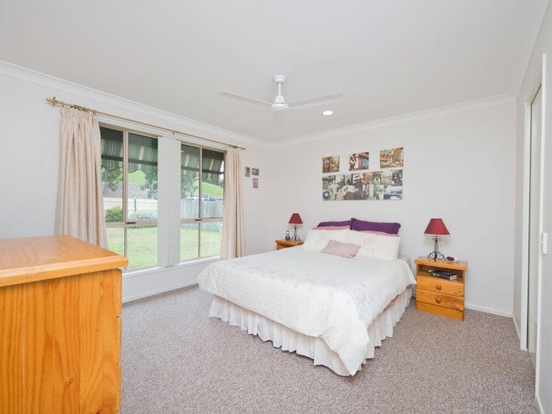 18 Kirralee Crescent, UPPER KEDRON QLD 4055, Upper Kedron - Thumbnail 6