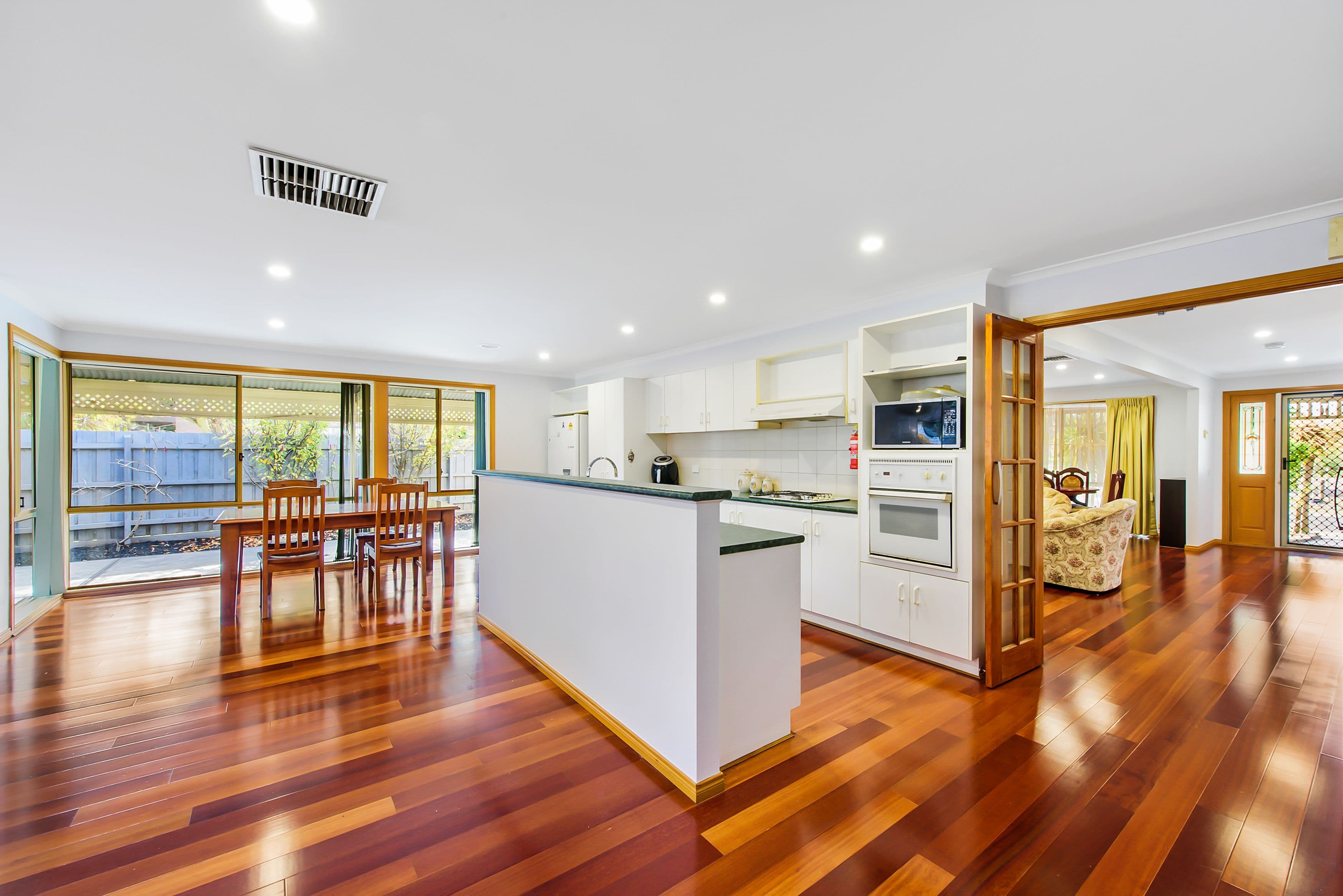 49 Stagecoach Crescent, Sydenham VIC 3037, Sydenham - Thumbnail 2