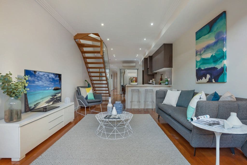35 Gerard Street, Alexandria - Image 1