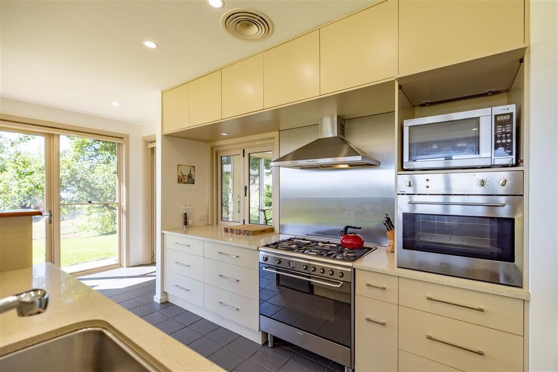 552 Blowering Road, Tumut NSW 2720, Tumut - Thumbnail 4