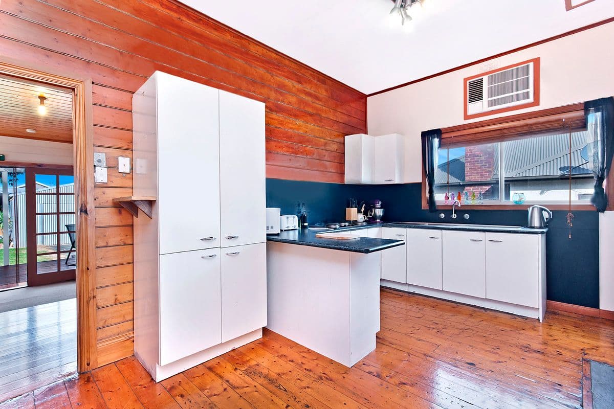 14 Bath Avenue, Warrnambool VIC 3280, Warrnambool - Thumbnail 4