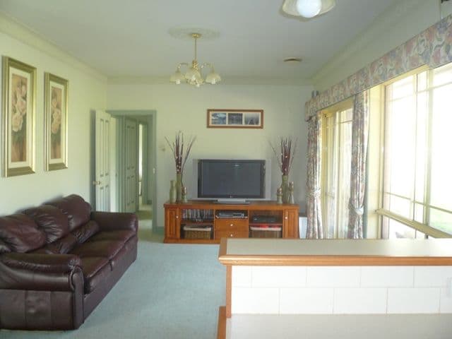 63 Minjerriba Road, Russell Island, QLD, 4184, Russell Island - Thumbnail 5