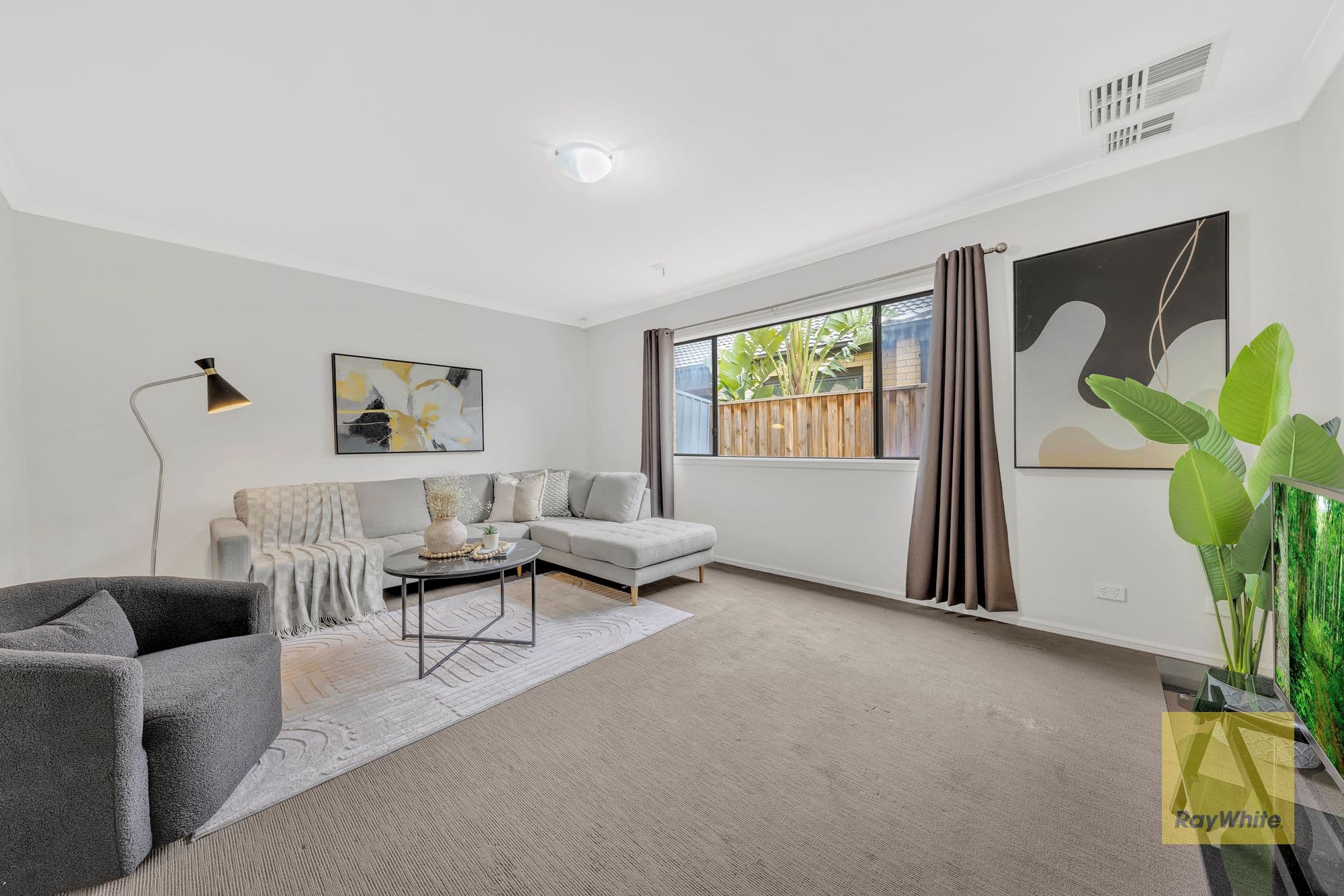14 Florentino Parade, Point Cook VIC 3030, Point Cook - Thumbnail 8