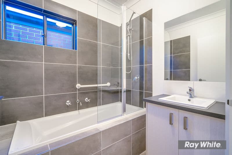 17 Barnsley Street, Truganina VIC 3029, Truganina - Thumbnail 6