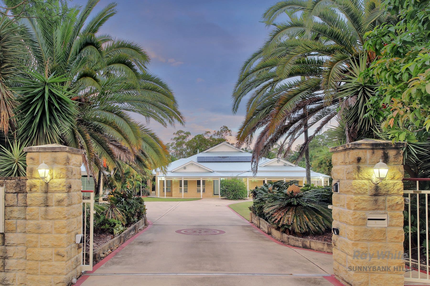 2 Ruza Place, Greenbank QLD 4124, Greenbank - Thumbnail 2