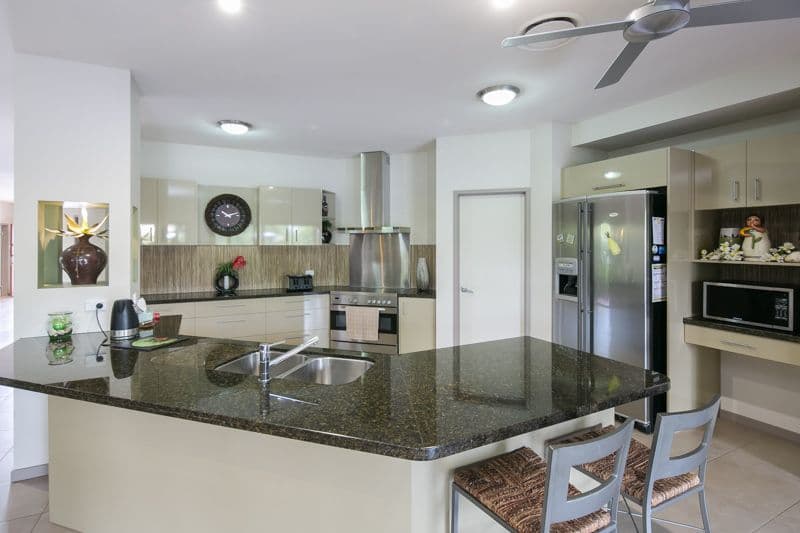 21 Brittany Drive, Oxenford QLD 4210, Oxenford - Thumbnail 7