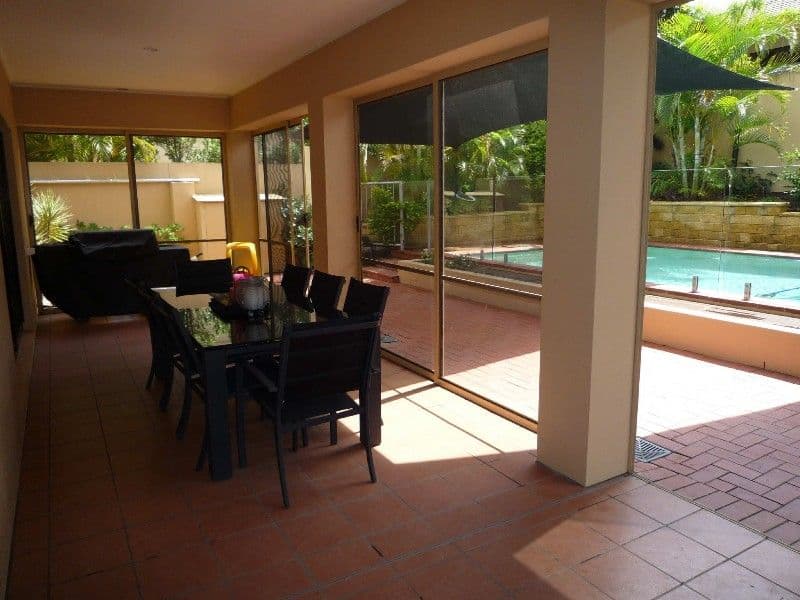 17 Nottinghill Gate Drive, ARUNDEL QLD 4214, Arundel - Thumbnail 4
