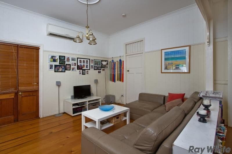 11 Scott Street, CORINDA QLD 4075, Corinda - Thumbnail 4