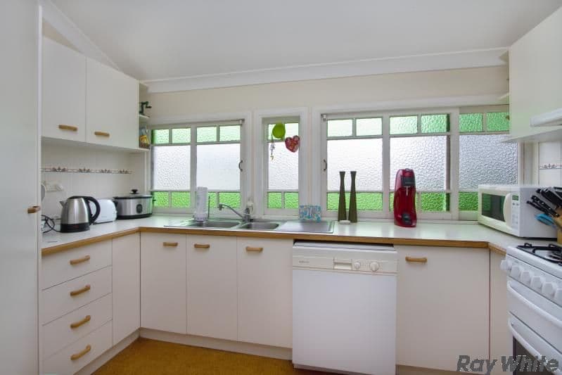 11 Scott Street, CORINDA QLD 4075, Corinda - Thumbnail 7