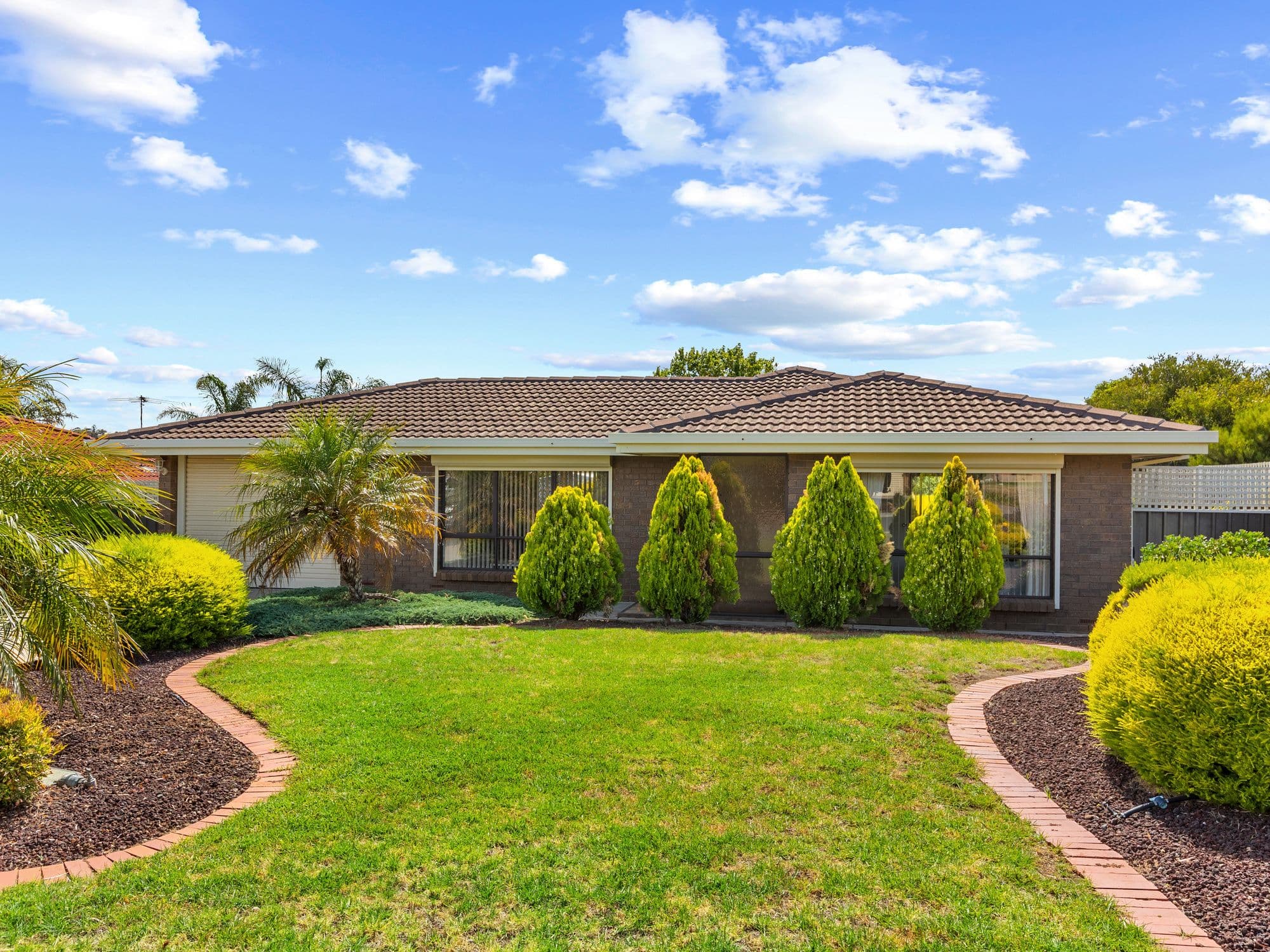 10 Larrimah Road, Morphett Vale SA 5162, Morphett Vale - Thumbnail 4