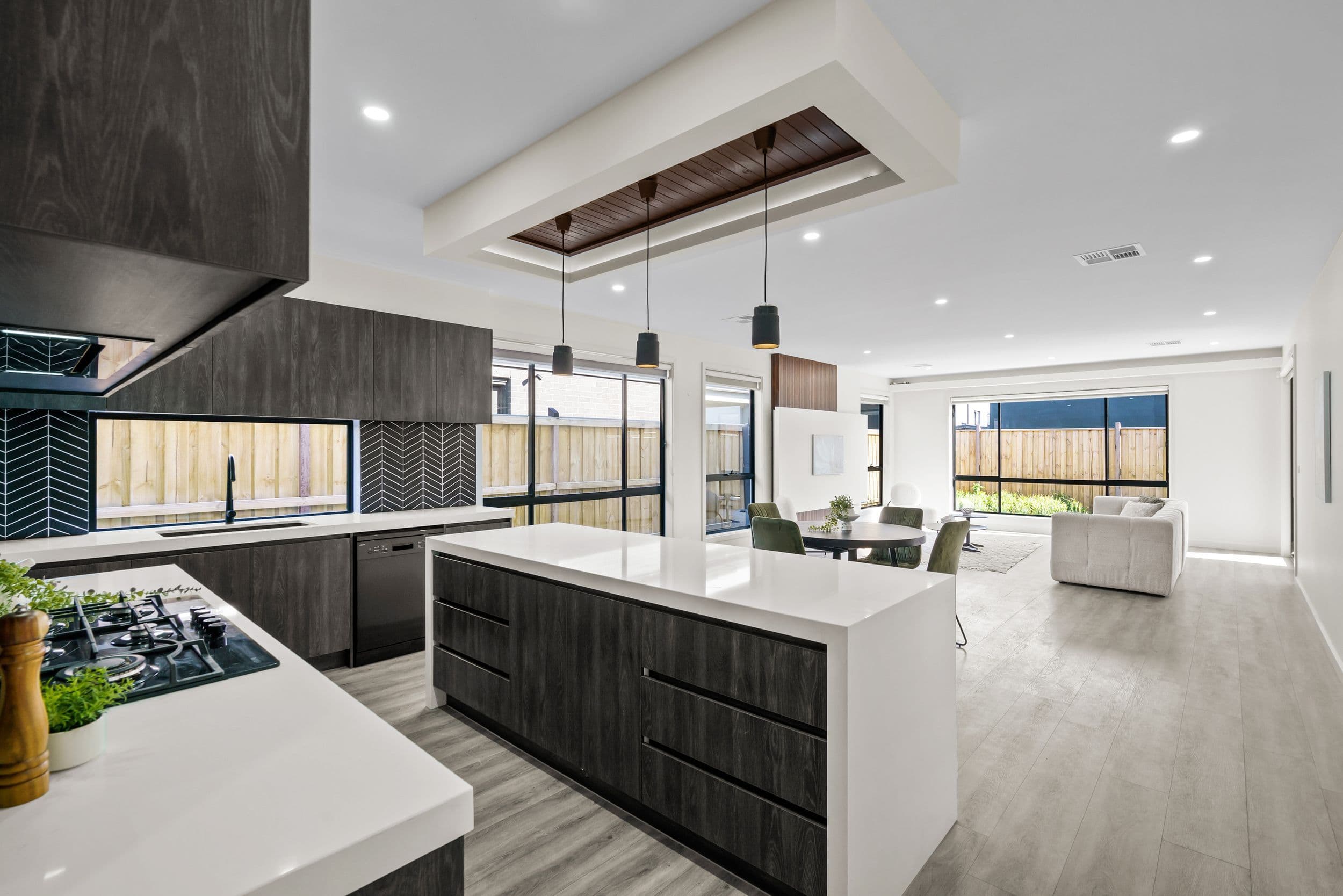 27 Macara Street, Sunbury VIC 3429, Sunbury - Thumbnail 2