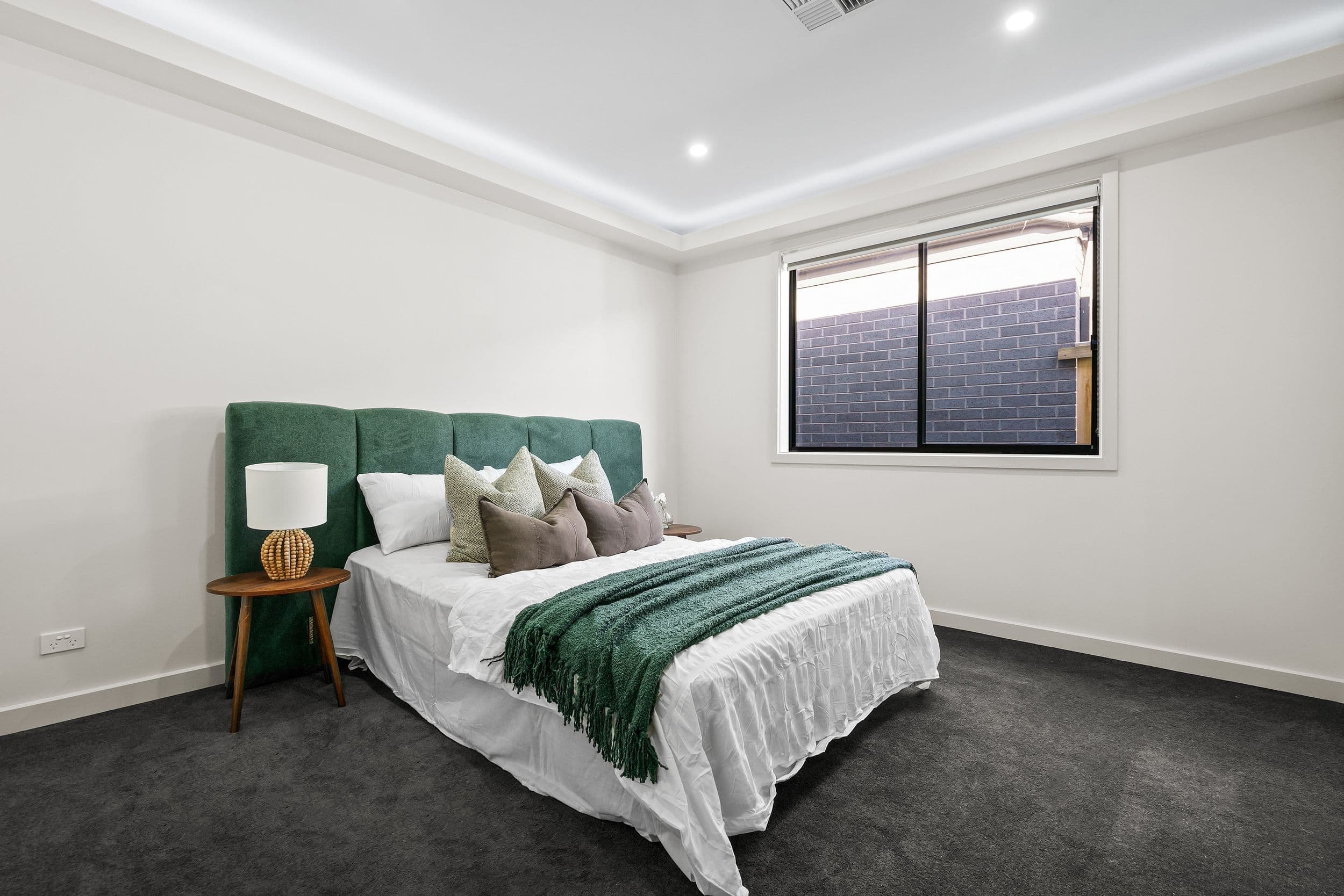 27 Macara Street, Sunbury VIC 3429, Sunbury - Thumbnail 4