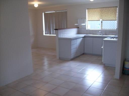2 Damson Grove, ARMADALE WA 6112, Armadale - Thumbnail 2