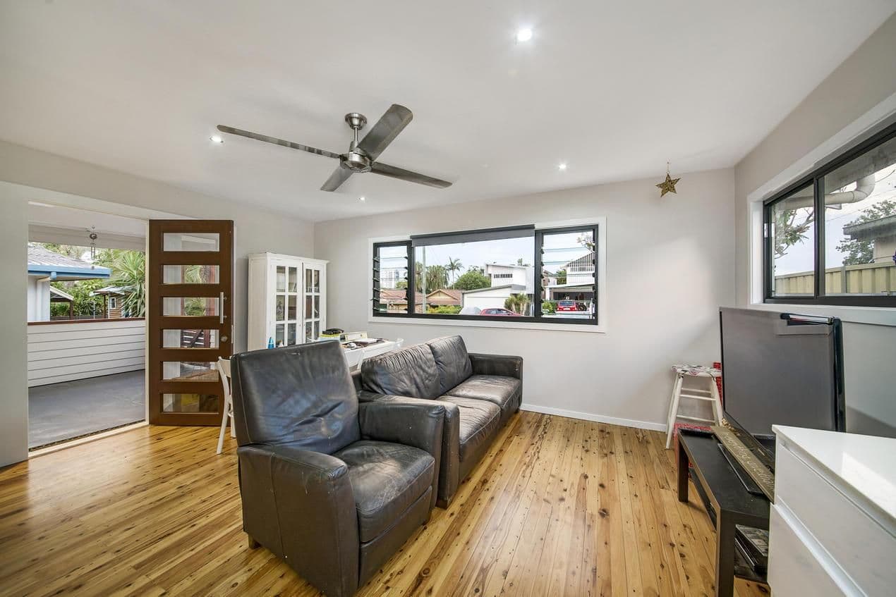 36 Ernest Street, Labrador QLD 4215, Labrador - Thumbnail 2